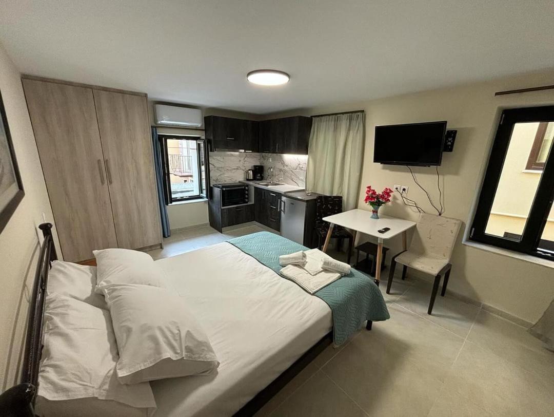4 Seasons Apartment Rethymno (Crete)